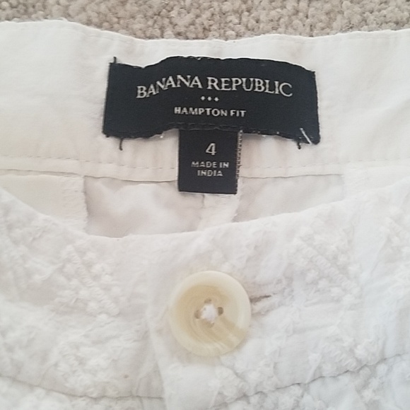 Shorts - Picture 3 of 3